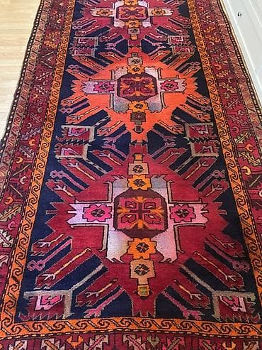 Digər tekstil: Əl toxunuşu xalça qədimi Ölçü eni -1.50 uzunu 2.50 1 əsrdən çox yaşı — 3