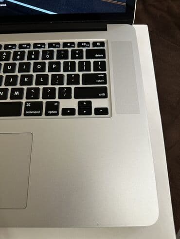 apple notebook qiymetleri: Apple MacBook Pro (gümüş rəng) Komplekt: - MacBook Pro noutbuku - — 20