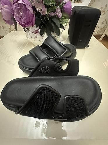 sendel: Qara rəngli uniseks sandal H&M - Modell: qalın platformalı, açıq — 4
