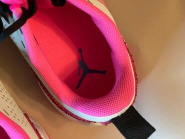 fitnes üçün qadın krosovkaları: Jordan Orginal yenidi Razmer 42.5 qiymet 120 AZN — 3