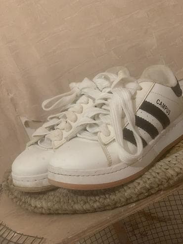 campus ayaqqabı: • Məhsul: Unisex idman ayaqqabısı • Model: Campus (yan hissədə — 1