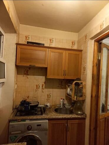 evler bineqedide: Mənzil kirayə verilir boş vəziyyətdə. Qaracuxur qesebesinin tam — 3