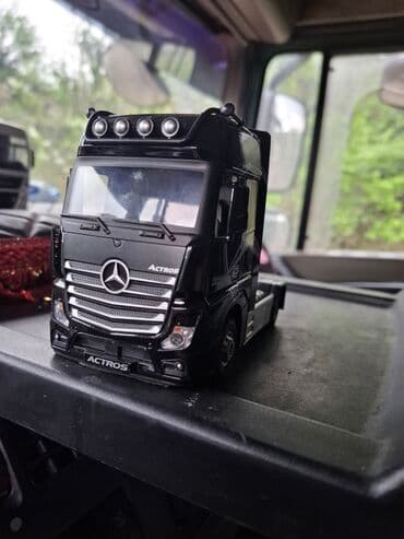 Mercedes, 2018 il, 1:35, Dəmir, Ünvandan götürmə, Pulsuz çatdırılma, Ödənişli çatdırılma