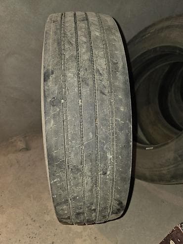 iwlenmiw tekerler: İşlənmiş Şin Lassa 205 / 75 / R 17.5 — 3