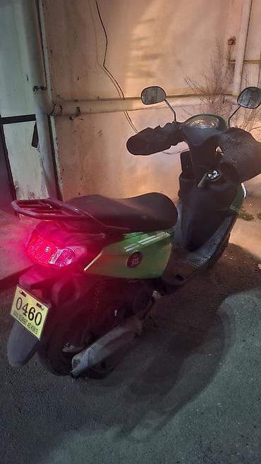 Yaşıl rəngli şəhər skuterı – ZigZag Xüsusiyyətlər: - Rəng: parlaq lalafo.az -da Yaşıl rəngli şəhər skuterı – ZigZag Xüsusiyyətlər: - Rəng: parlaq