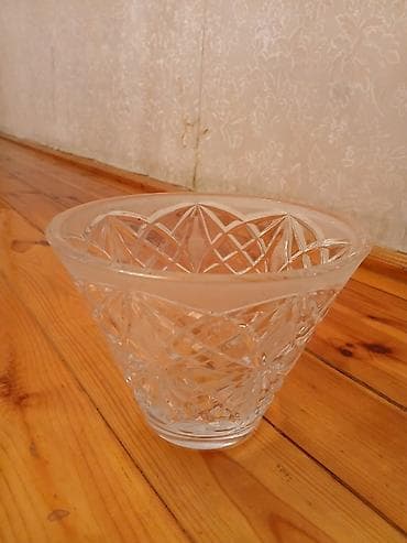 balon şuşə: Kəsmə naxışlı şüşə qablar dəsti bir ədədi 12 manat!! əldədir!! - — 3
