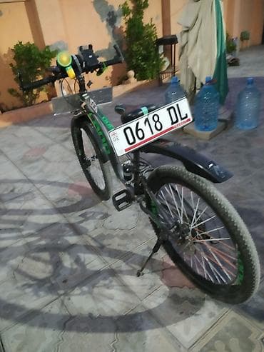 Велосипеды: Şəhər və yüngül off-road üçün tam təchizatlı dağ velosipedi — 1