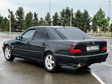 mosu: Mercedes-Benz C-Class: 2.2 l | 1995 il Sedan — 2