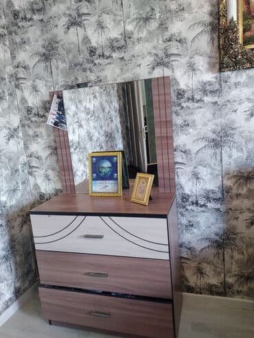 Masalar və oturacaqlar: İkinəfərlik çarpayı — 1