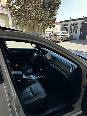 aftamabilər: Chevrolet Epica sedan – ağ rəng, 1.8/2.0 benzinli xəttin klassik — 7