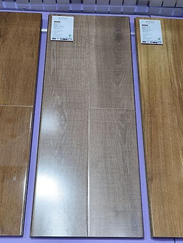 PVC döşəmə panelləri – ağac teksturalı, parlaq səth Məhsul təsviri: -