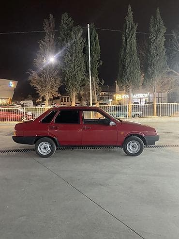 niva oturacaqlar: VAZ (LADA) 21099: 1.5 l | 1996 il 325000 km Sedan — 5