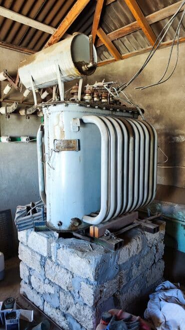 купить стабилизатор для телефона: Transformator. Ukrayna 100 kvanın korpusu üzərinə yığılıb. Yerli — 2