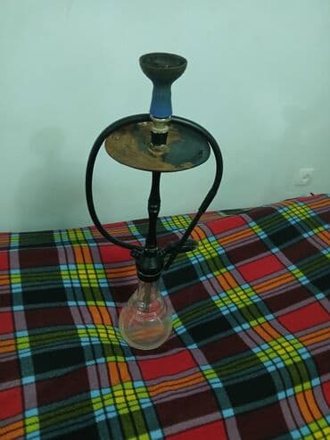 Nərgilə komplekti - Material: Şüşə kolba, metal gövdə və boşqab