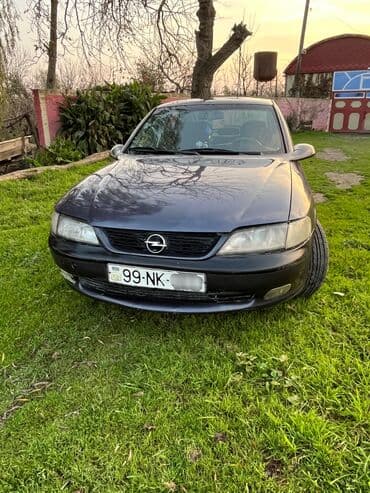 Opel Vectra: 2 l | 1997 il 414711 km Sedan
