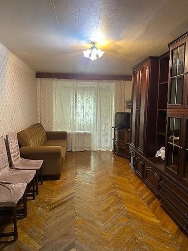 icarə az: Kirayə Mənzil – 3 otaqlı, ayrı-ayrı geniş otaqlarla. - Zal: yumşaq — 1