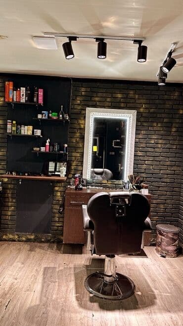 etir biznesi satilir: Peşəkar bərbər/saç salonu üçün tam təchizatlı iş yeri. 🔹 Hazır Bərbər — 9
