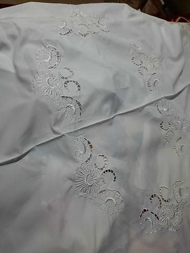 Ev saatları: Süfre 120 azn alinib 1 defe nişanda istifade edilib.Ölçuleri — 1