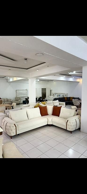 Künc divan dəsti – krem rəngdə, müasir dizayn - L formalı geniş künc