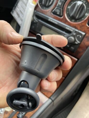 шины 13: Nokia telefonu ücün.Maşin aksesuarı.Tazadir.2 adadir. biri 13 azn — 10