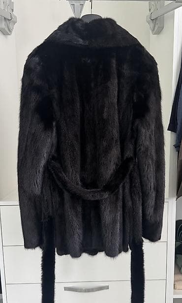 pull and bear: Kürk, M, L, rəng - Qara — 2