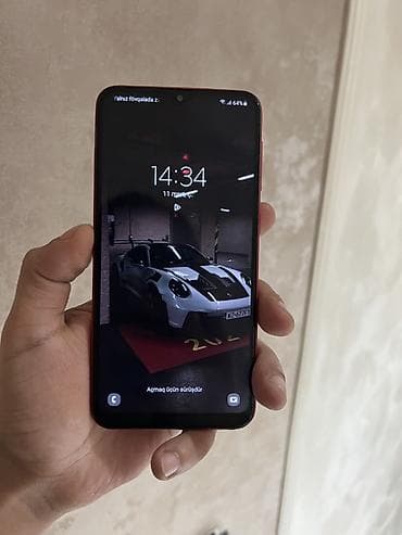 samsung telfonları: Samsung Galaxy A10, rəng - Qırmızı, Sensor — 3