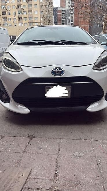toyota rav4 satilir: Toyota Aqua markalı avtomobil gündəlik taksi üçün arendaya verilir — 2
