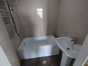 7 mikrorayon: Mida kompleksində ailəyə təmirli boş mənzil kirayə verilir. Mətbəx — 6