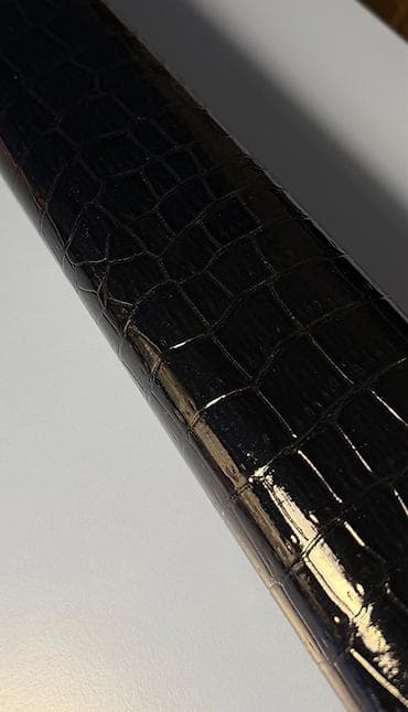 Qara krokodil naxışlı ox gövdəsi üçün sərt tubus - Material — 4