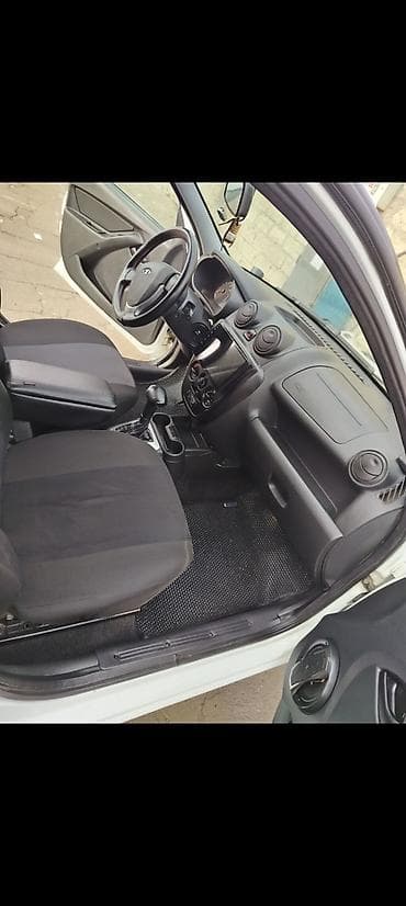 volkswagen passat b6: VAZ (LADA) Granta: 1.6 l | 2012 il 310000 km Sedan — 7