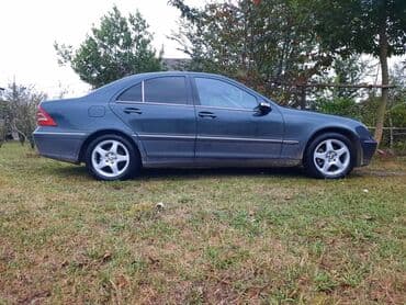 Seplər: Mercedes-Benz C 200: 2 l | Sedan — 5