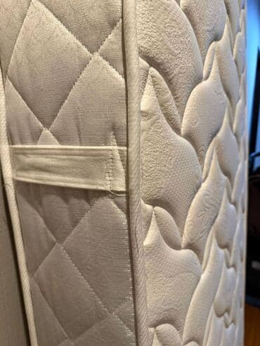 Салонная, медицинская мебель: Для девочки и мальчика, Б/у, Четырехугольная, Колыбель, С матрасом, С механизмом качания — 2