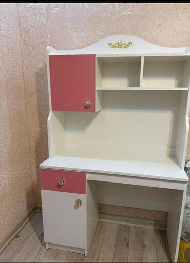 Kompüter masası, İşlənmiş lalafo.az -da Kompüter masası, İşlənmiş