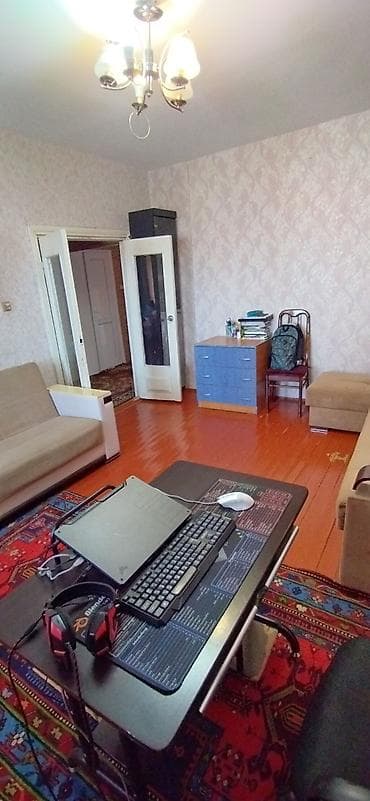 razin evlər: Bakı, Bakıxanov qəs., 3 otaqlı, Köhnə tikili, m. Neftçilər, 60 kv. m — 5