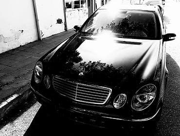 on panel: Mercedes-Benz E-Class sedan - Korpus: qara rəng, 4 qapı, xrom — 8