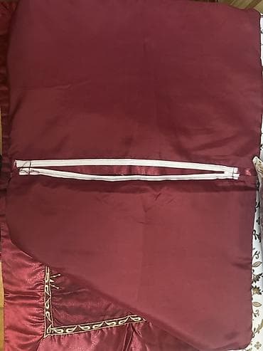 parca bez: Bordo rəngli dekorativ yastıq üzlükləri dəsti - Material: parlaq — 2