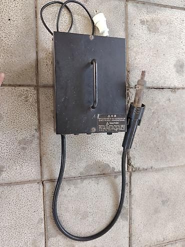 düyü: KING KONG 852+ SMD Rework Soldering Station Xüsusiyyətlər: - İsti — 4