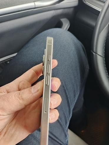 iphone 11 satis: IPhone 16 Pro, 128 GB, Gümüşü, Zəmanət, Barmaq izi, Face ID — 9