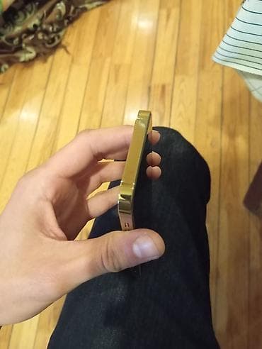 iphone 67: 128 GB, Qızılı, Face ID — 3