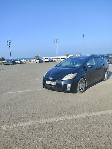 Toyota Prius: 1.8 l | 2010 il Hetçbek