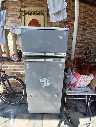 qaz satisi: Ikikameralı məişət soyuducusu - Üst hissədə ayrıca dondurucu bölmə - — 3