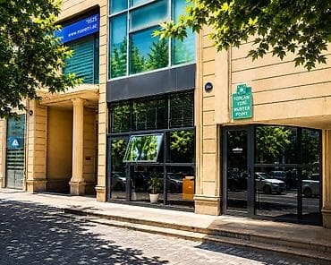 avto karavan: Mərkəzdə, Port Baku yaxınlığında, 28 May və Kövkəb Səfərəliyeva — 3