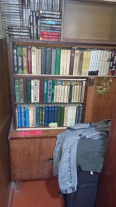 qonag desdi: Mebel dəsti – klassik üslubda - Tualet masası güzgü ilə: üst hissəsi — 4