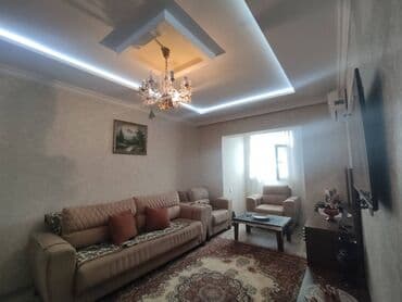 ev alıram: Bakı, Yeni Günəşli Massiv D, 2 otaqlı, Köhnə tikili, 60 kv. m — 1