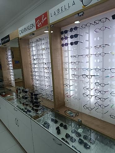 Оборудование для производства: Vitrinlər satılır təxmini 7 metrdir Qiymət 3000 manat Təzə — 5