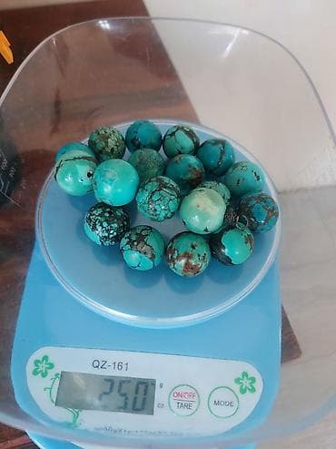 muncuq desti: Firuzə daşlarlardan boyunbağı təbiidir — 1