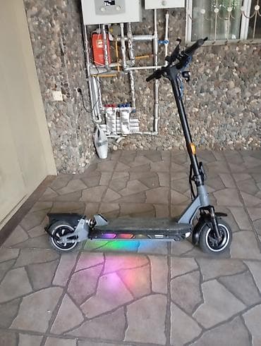 elektra skuter: İşlənmiş Elektrik samokat 10", > 1000 Vt, > 45 km/s, Ünvandan götürmə, Ödənişli çatdırılma — 4