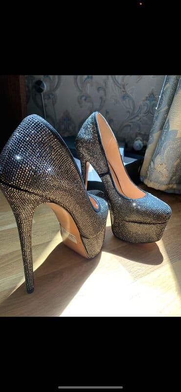 charles keith baku: Tezedir 60 manata almisam1 defe geyinmisem 2 saatliq. 30 manata — 1