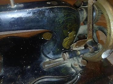 qədimi xalca alıram: Kolleksiya üçün vintage əşyalar dəsti - Mexaniki tikiş maşını: əl — 2