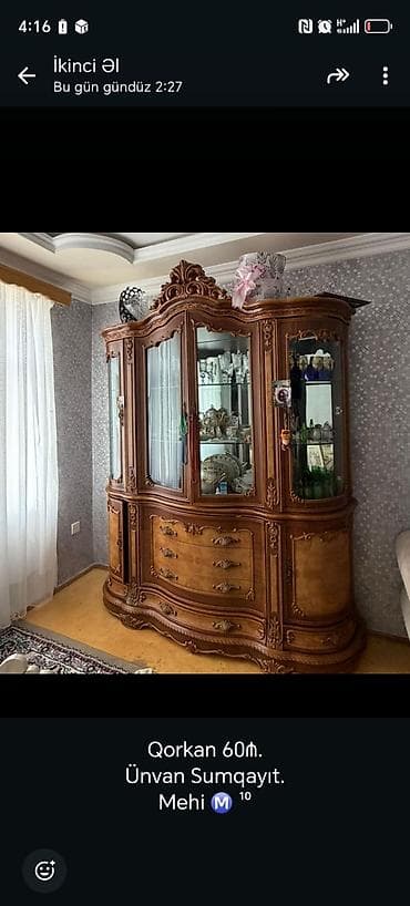 şüşəli şkaf: Klassik üslubda taxta bufet-vitrin şkafı. - Material: keyfiyyətli — 1